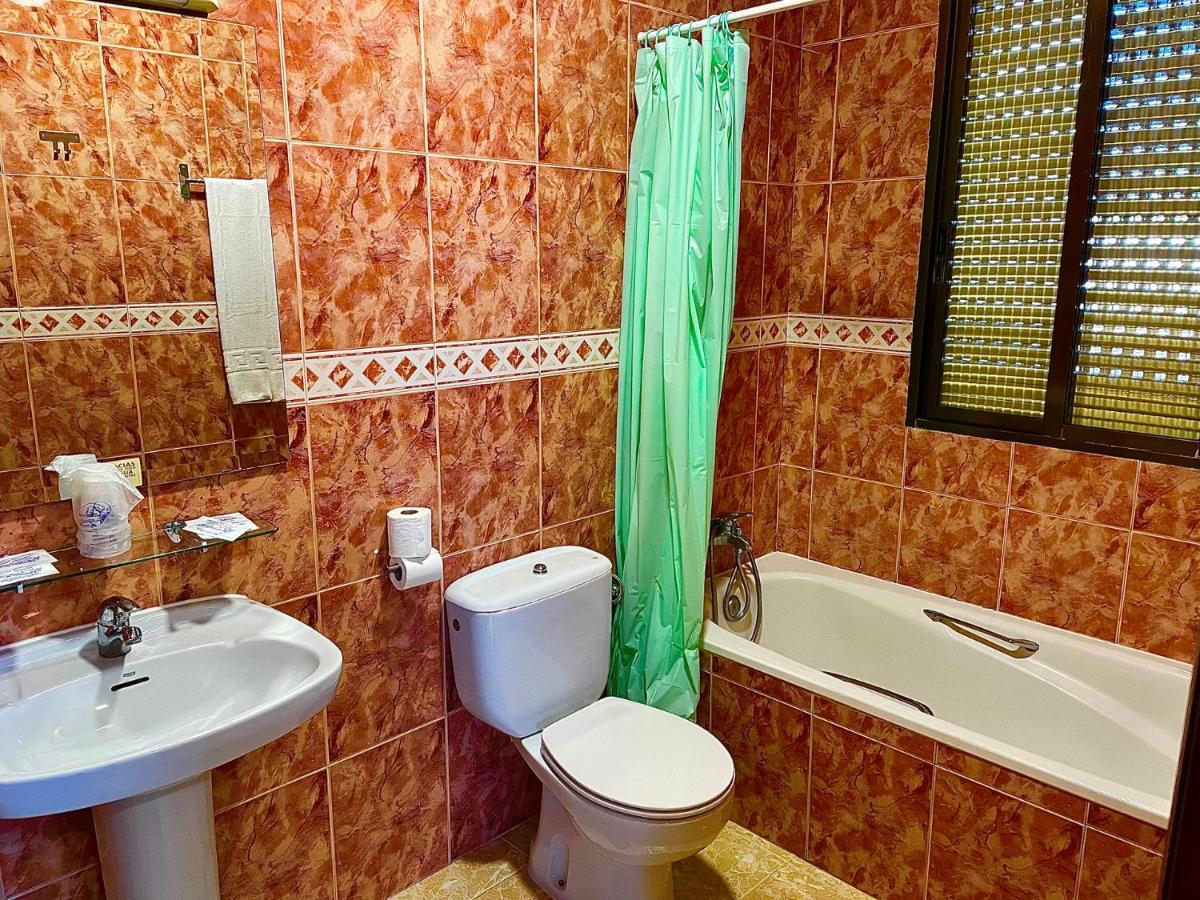 Hostal Torresmancha La Guardia  Buitenkant foto